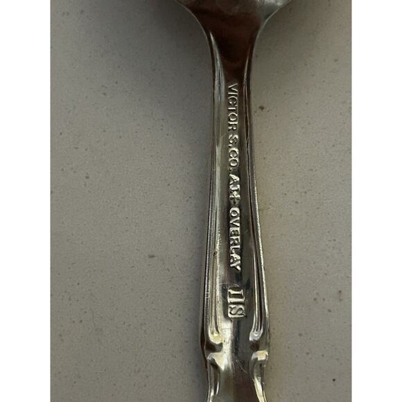 Vintage Victor S. Co A1+ Lot 8 + 1 Teaspoons 6 1/4 Silverplate Scalloped Edge - Picture 6 of 6